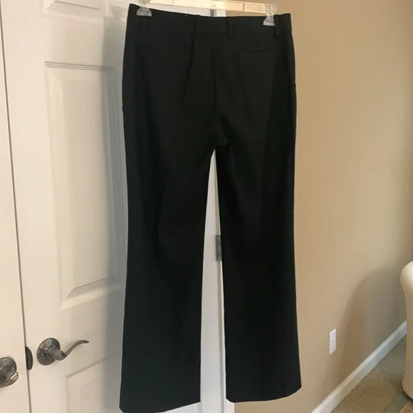 Anne Klein NWOT pantsuit. Excellent condition and lovely. - Picture 8 of 11